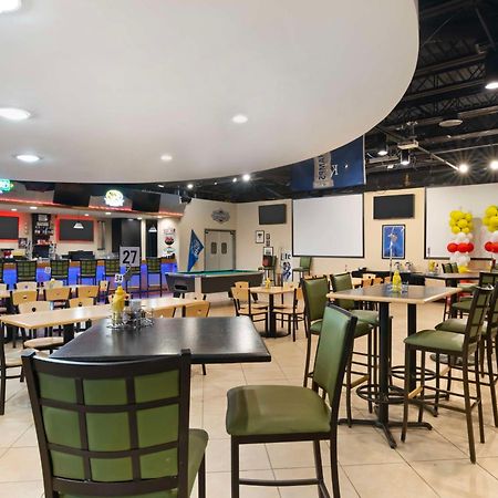 堪萨斯城体育大楼贝斯特韦斯特高级酒店 外观 照片